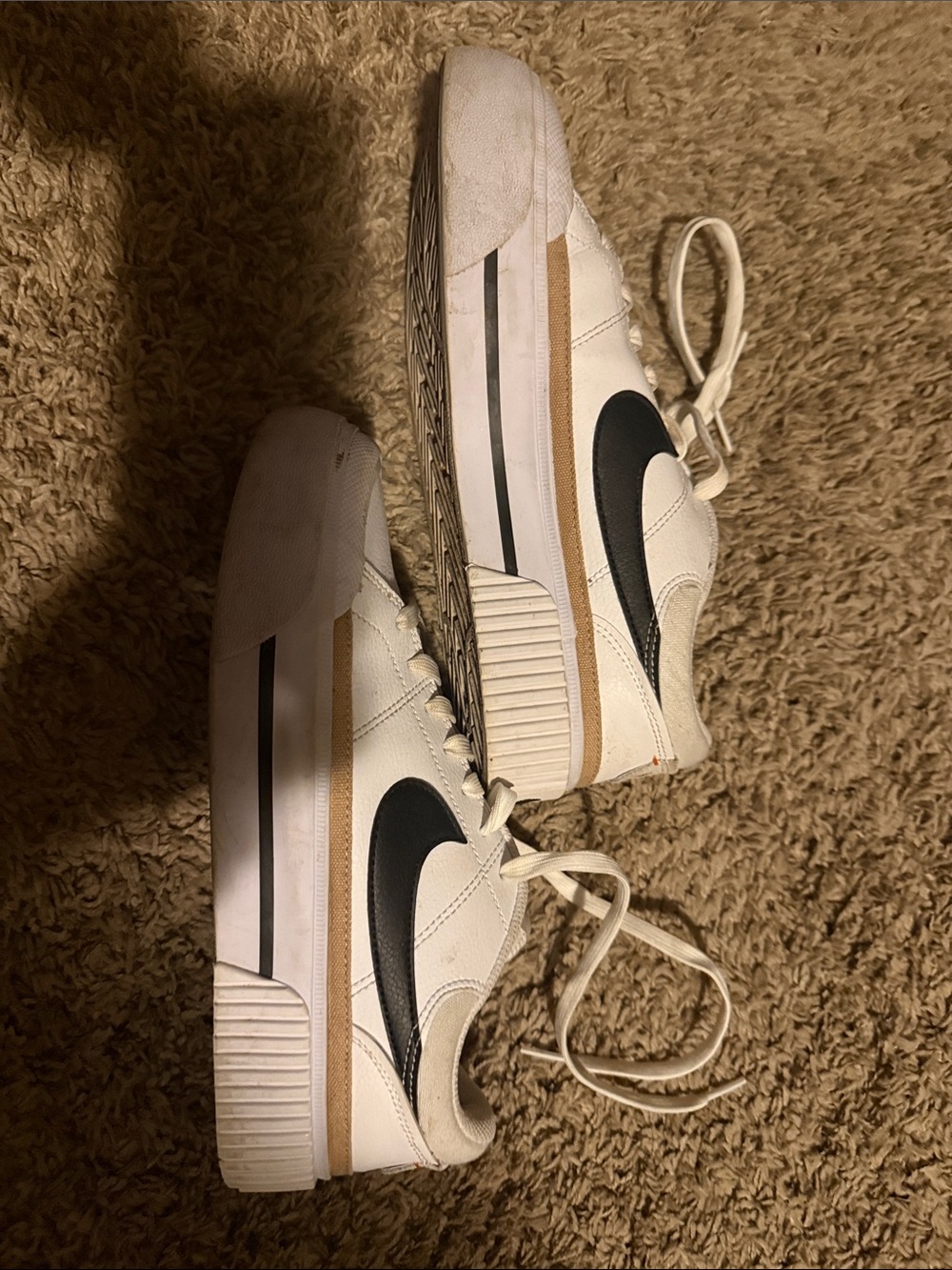 Nike Cream and Black Leather Platform Trainers